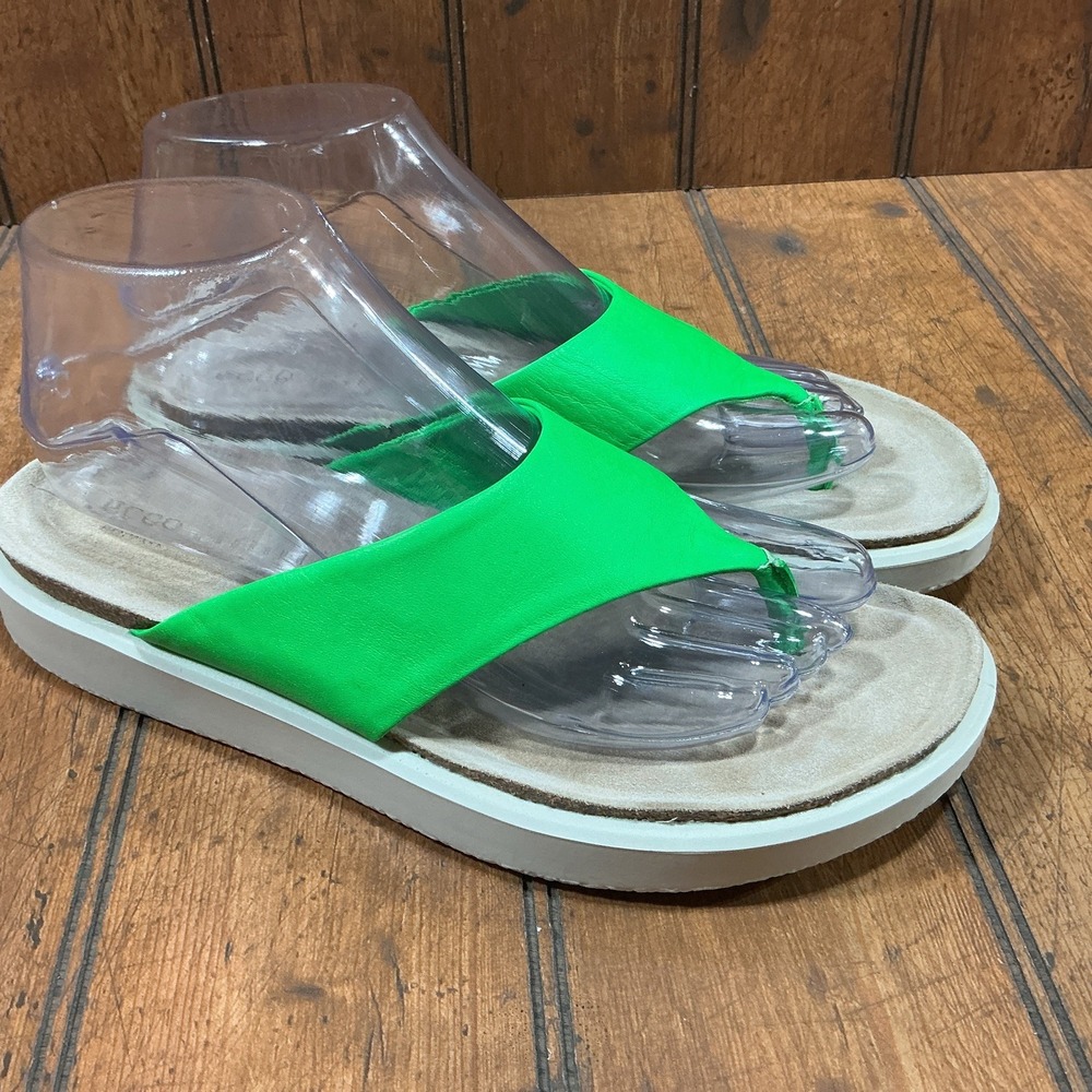 Ecco Corksphere Thong Sandals Womens Size 8 EU 39 Green Leather Flip Flops